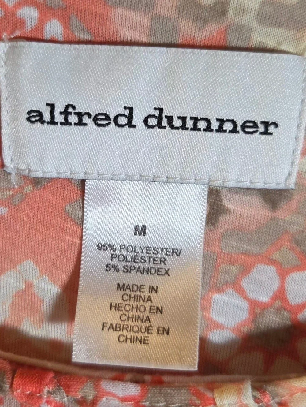 Alfred Dunner Geometric Floral Embroidered Neck Tunic Top Medium - Picture 13 of 13